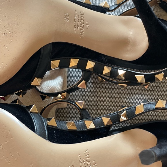 VALENTINO GARAVANI ROCKSTUD VELVET - Picture 2 of 14